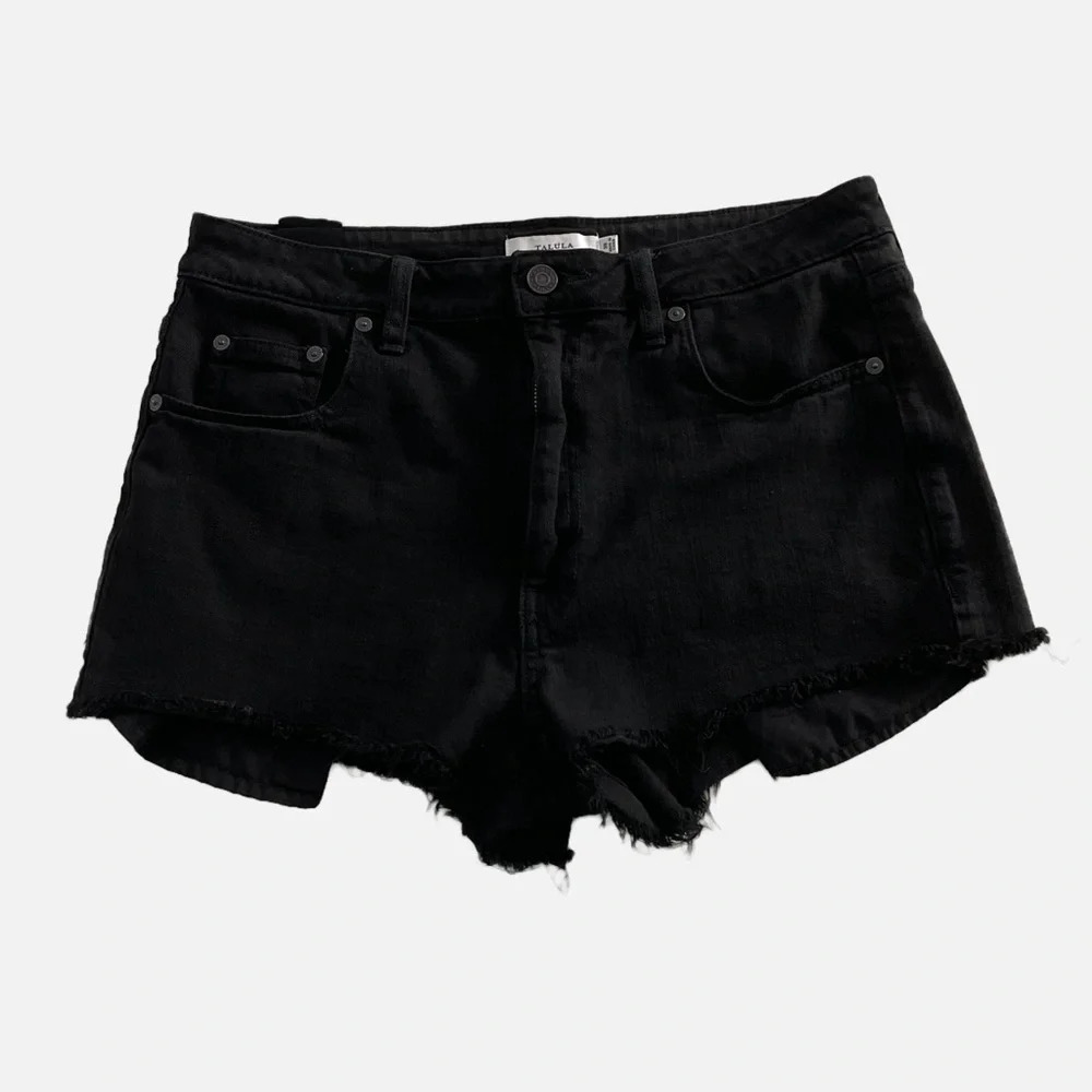 Talula Aritzia Size 30 Denim Shorts High Rise Zip Fly Black Frayed Hem‎ Pockets